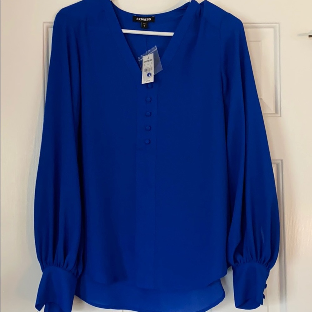 Express V-Neck Balloon Shirt